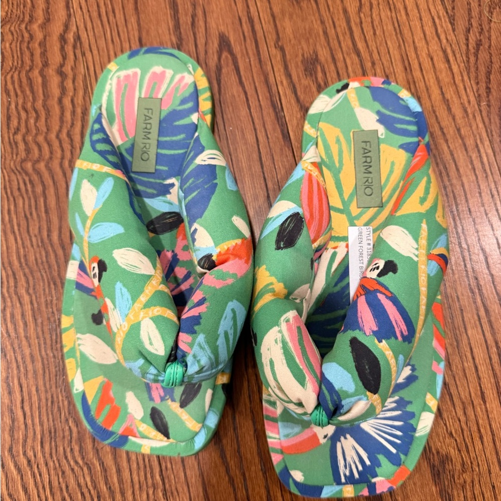 FARM Rio Green Tropical Print Slippers